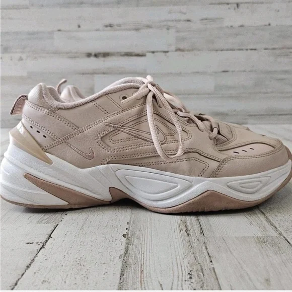 Nike Women's beige nude pink  Sneakers - Picture 3 of 7